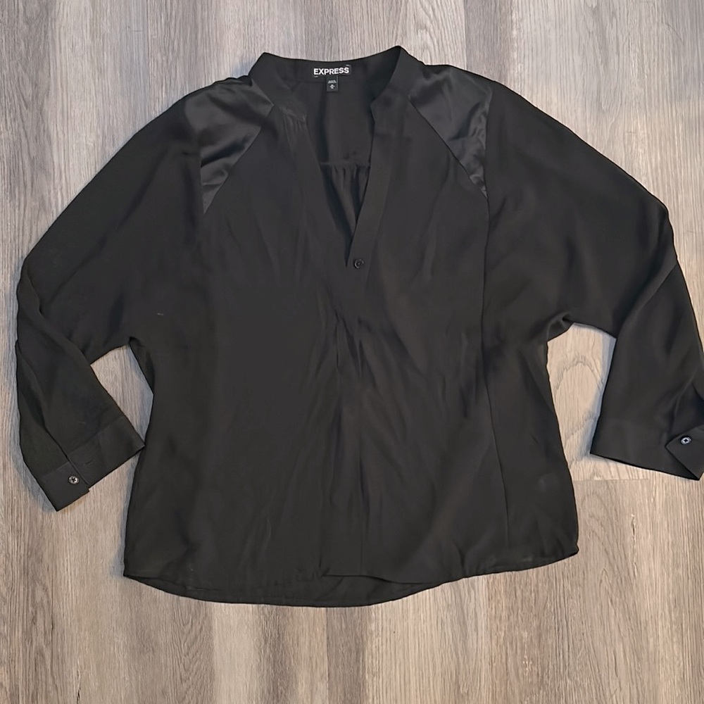 EUC Express 3/4 sleeve blouse top work shirt medium